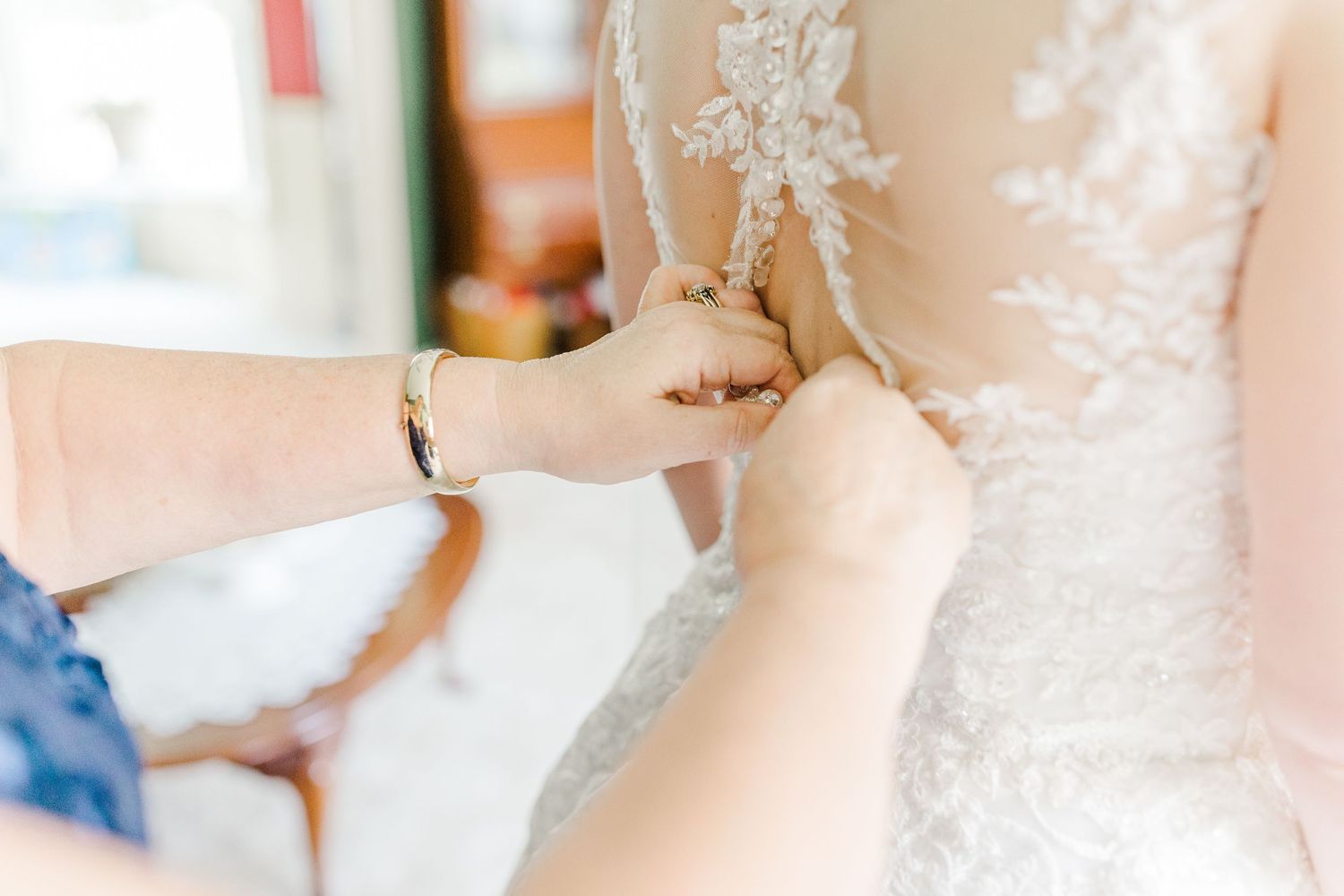 ALEXANDRIA WEDDING PHOTOGRAPHER