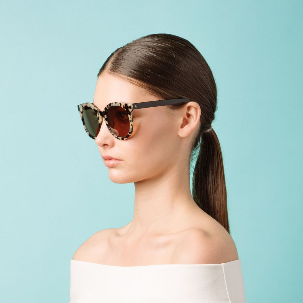 sunglasses campaign shot by Bill Chen photographer