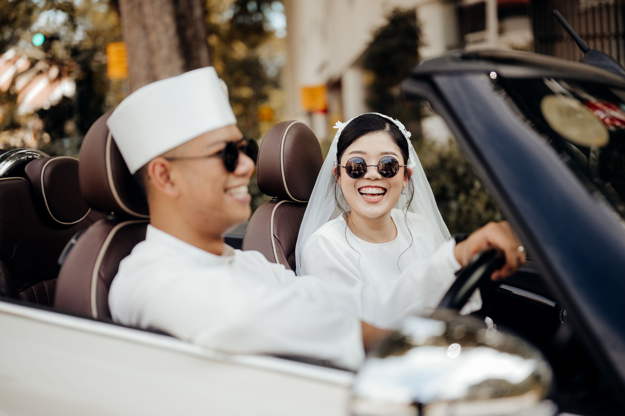 Car photoshoot during outdoor pre wedding session