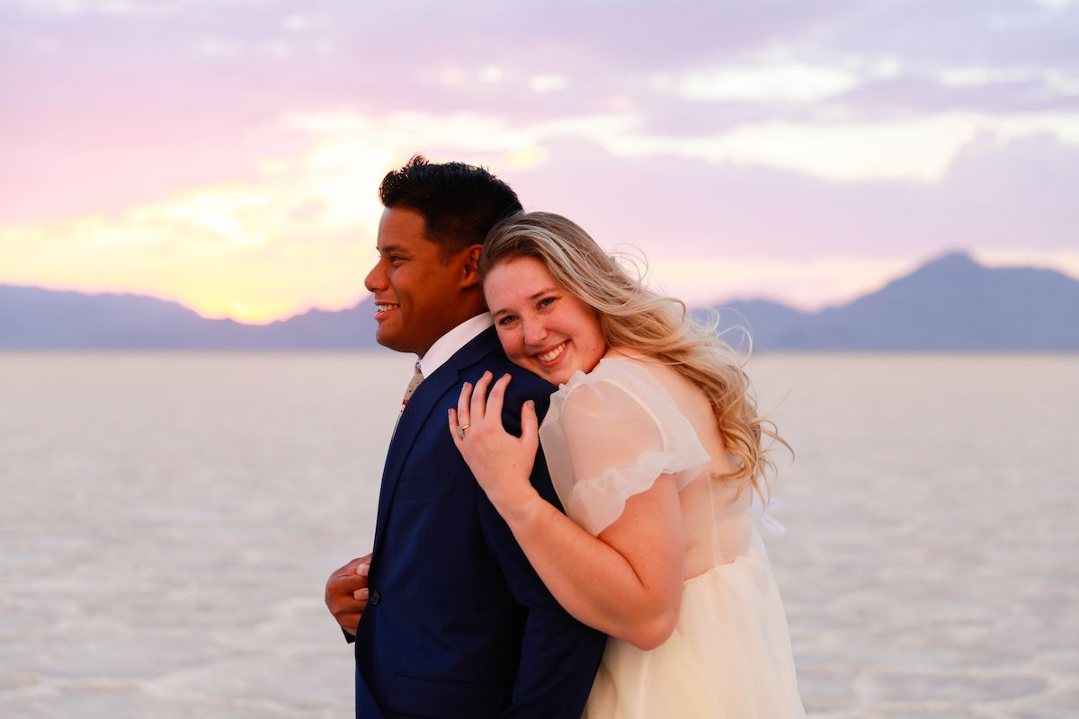 Bonnevile salt flats elopement in utah.