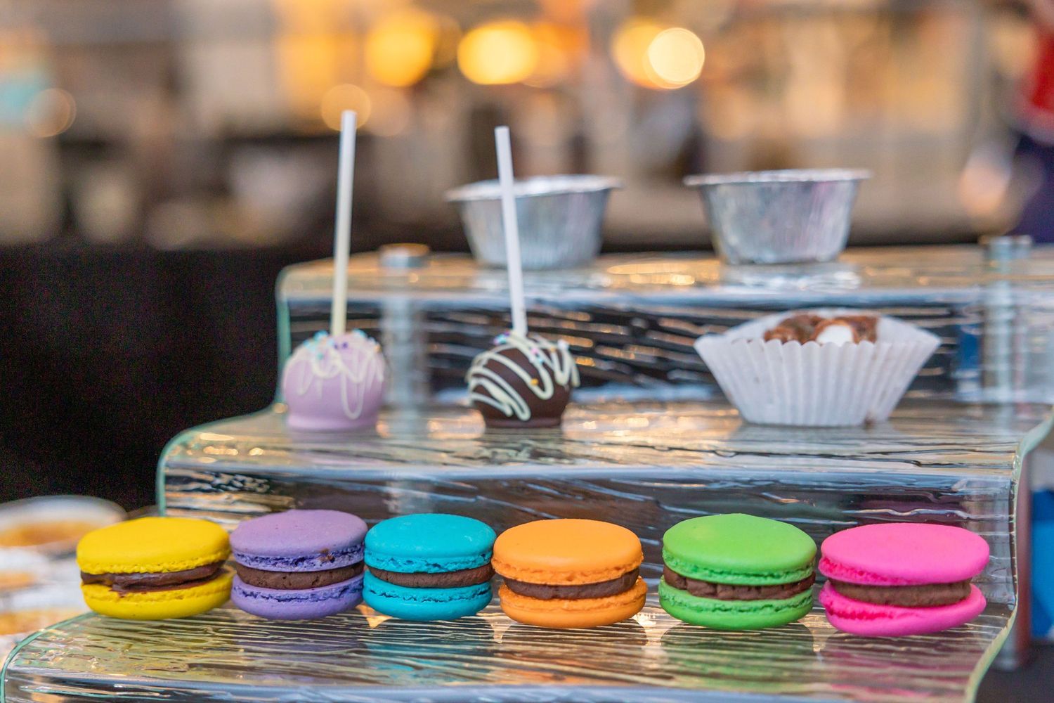 macaroons and cake pops, downtown Melbourne food and wine festival, event photography