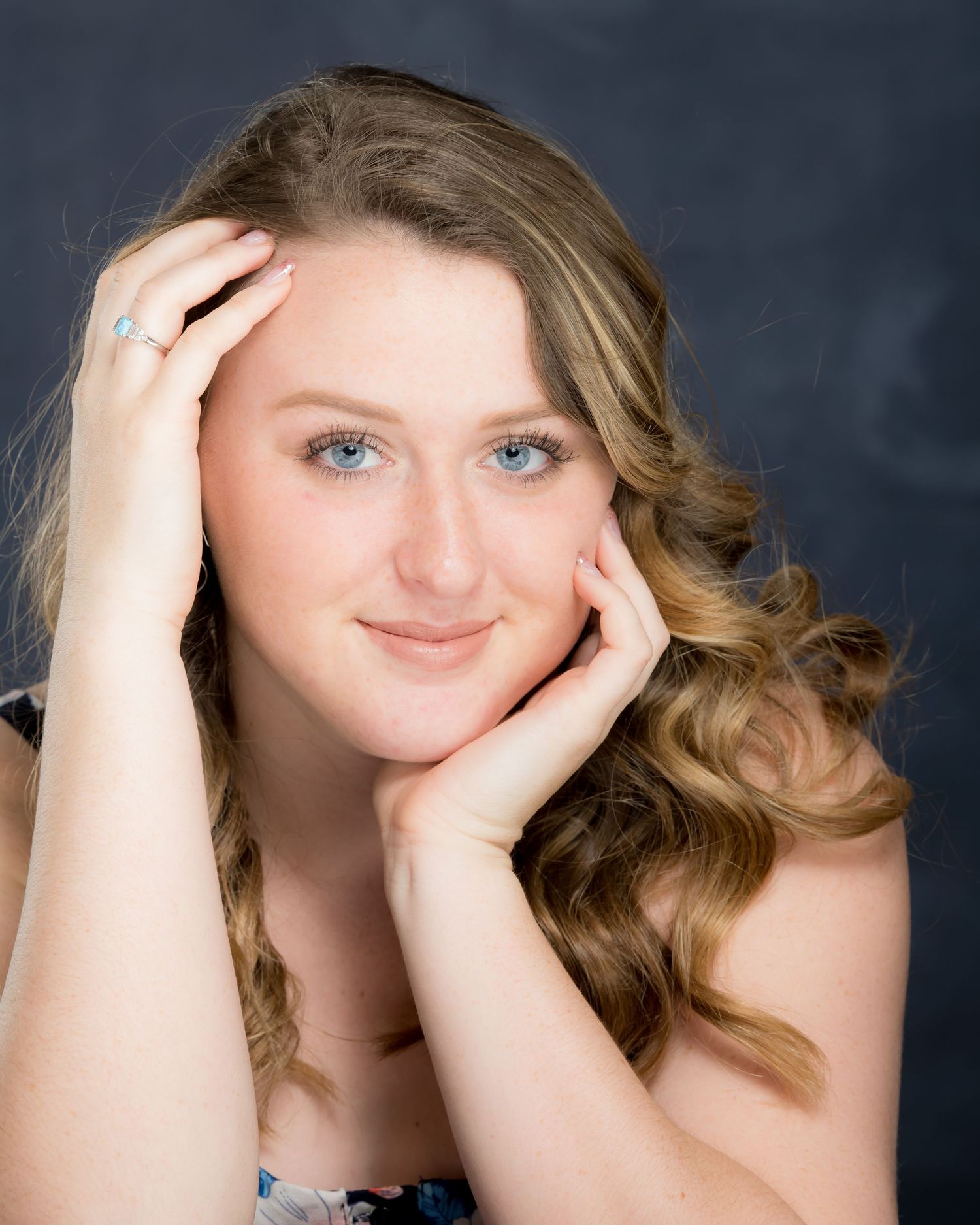Headshot of high school senior, Tracy CA