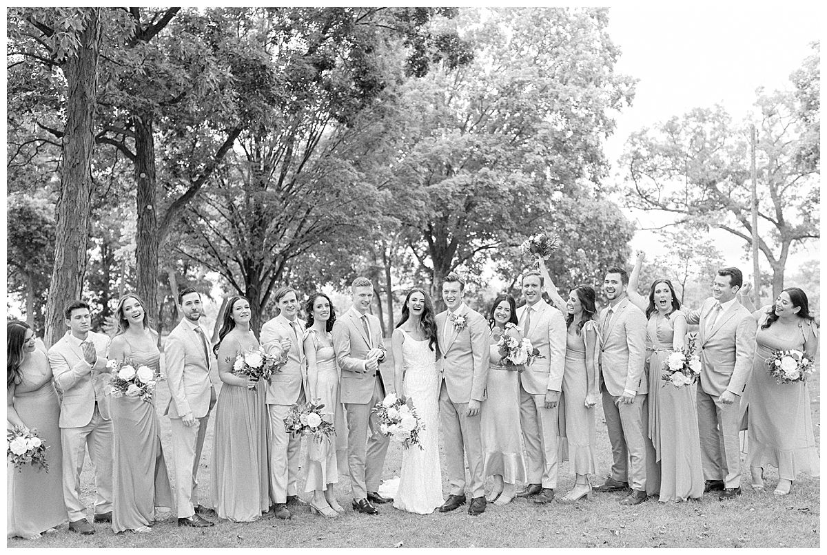 Mercantile Hall Wedding / Best Wisconsin Wedding Photographer