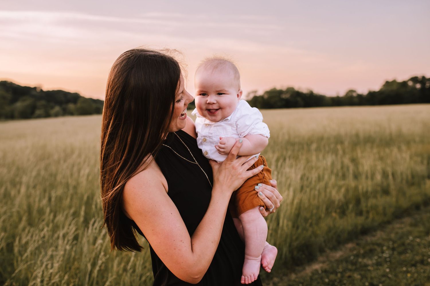 Family Motherhood Mini Sessions Cheatham County Tennessee