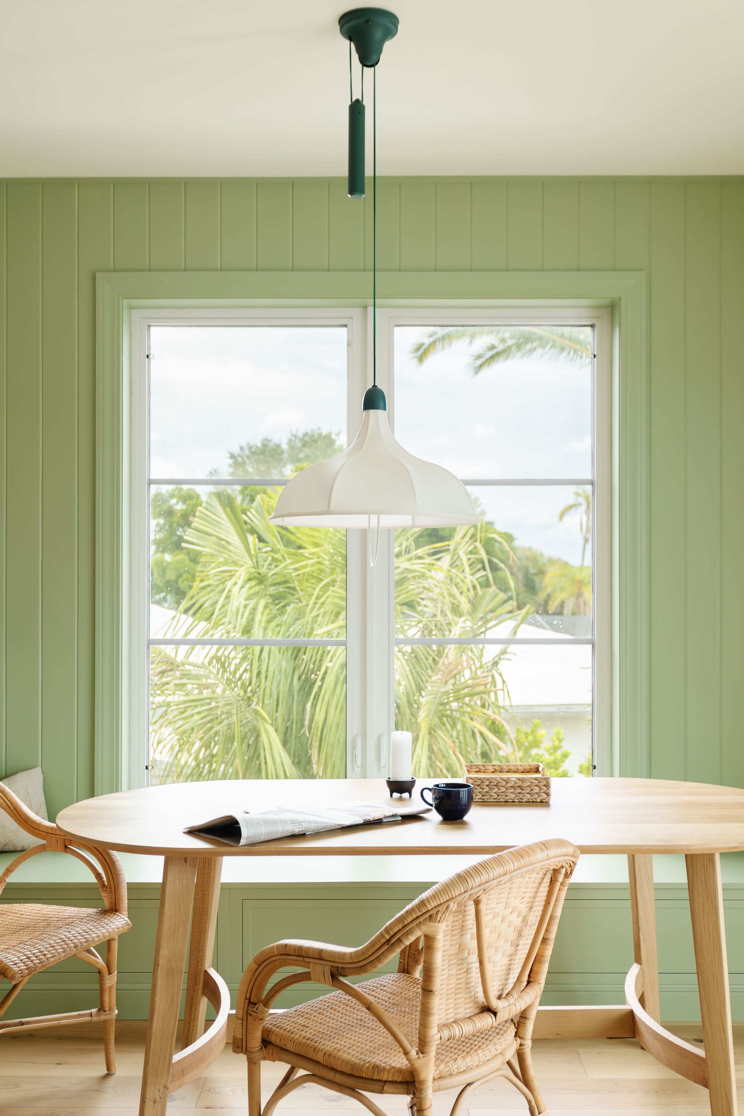 Tara Correa's photography focuses on capturing the architectural interiors of commercial and residential spaces.