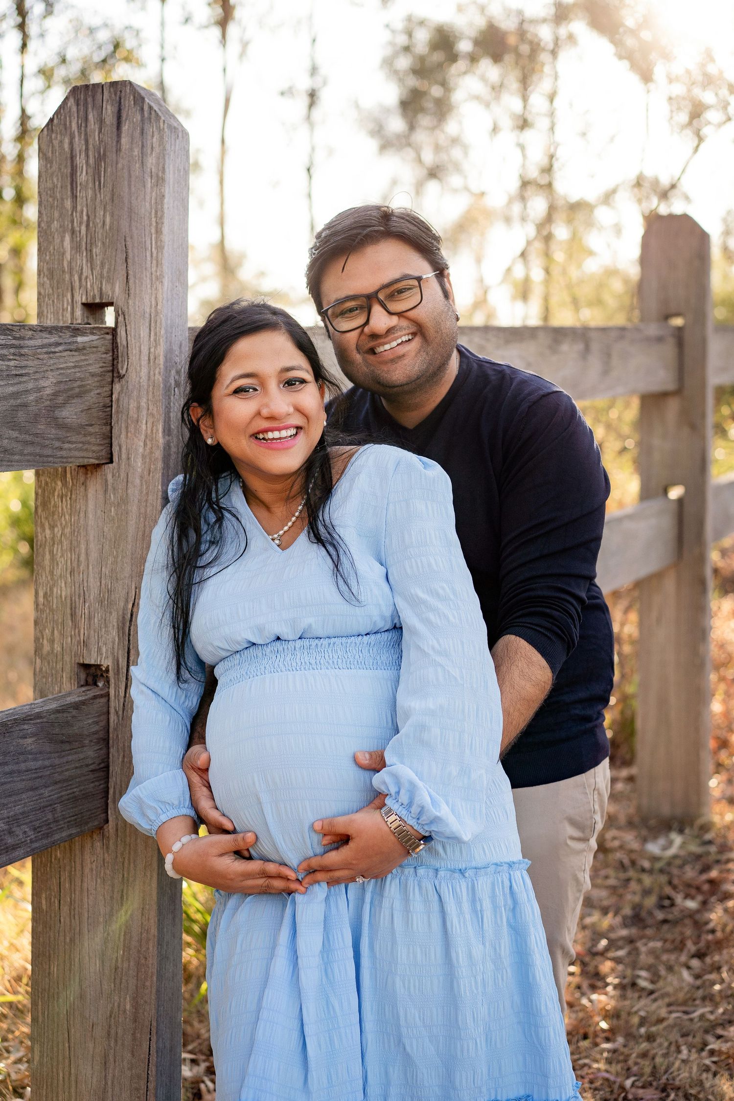 happy maternity photoshoot in Parramatta park