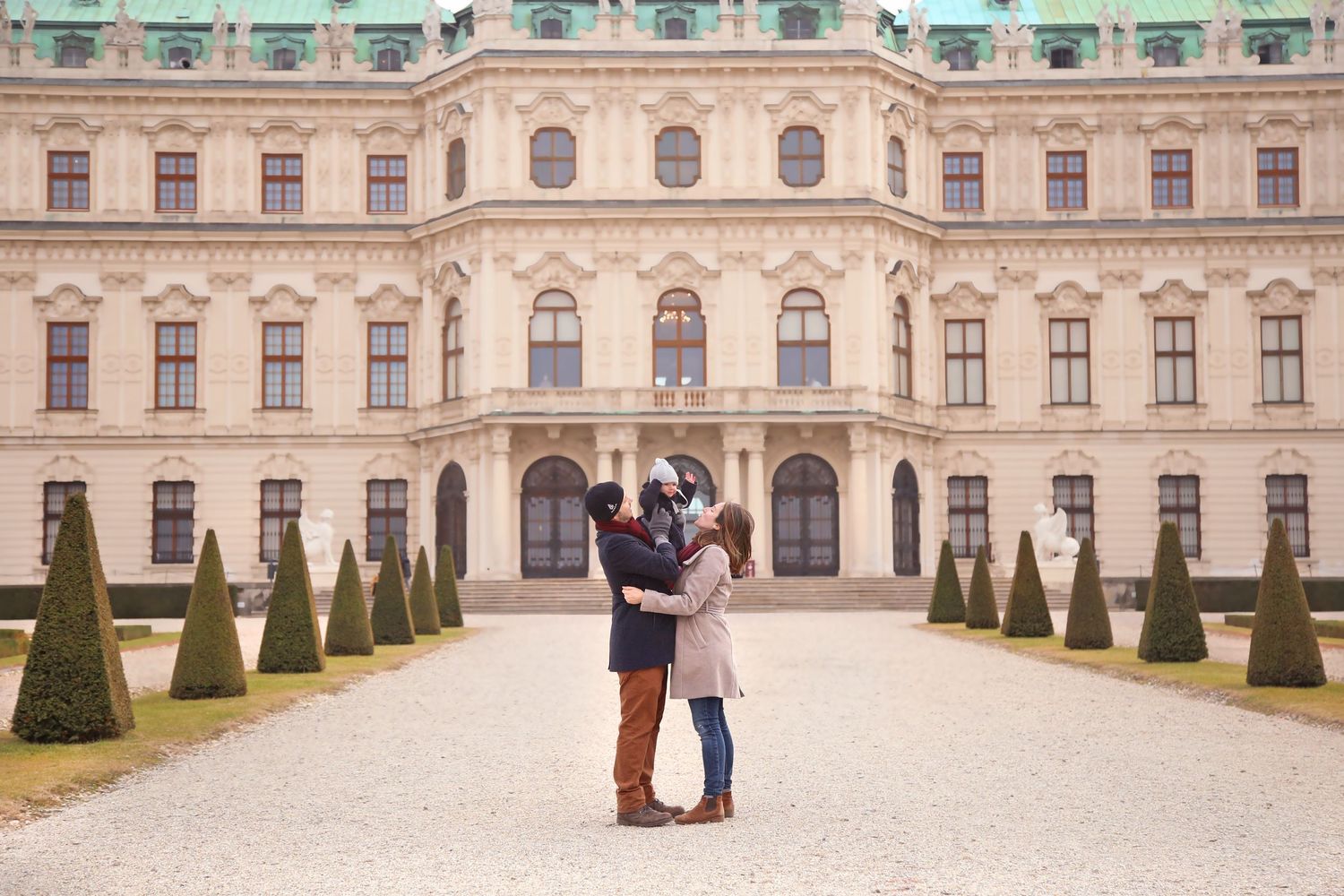 Family photoshoot at Belvedere Vienna
