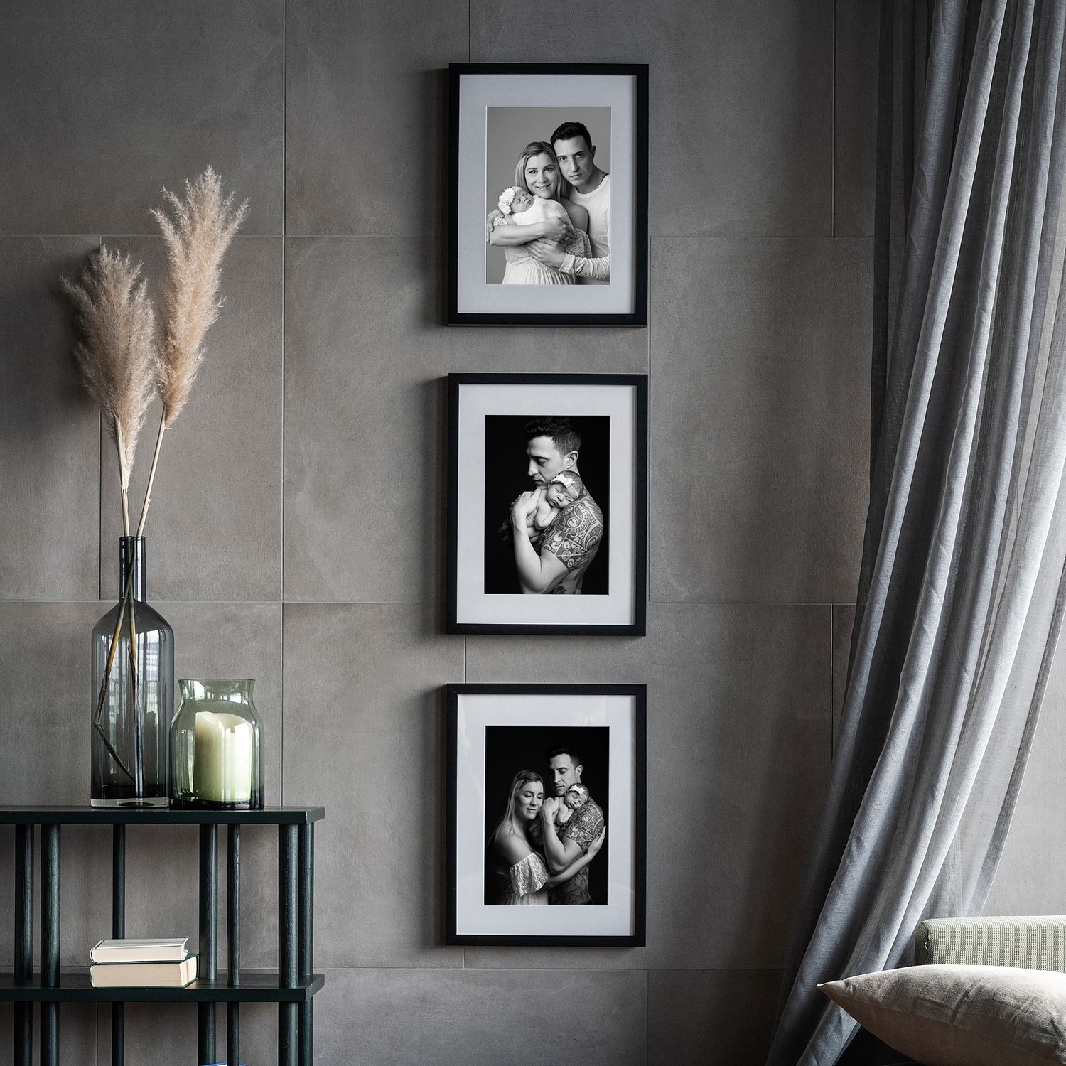sala-casa-quadri-decorazione-fotografie-famiglia