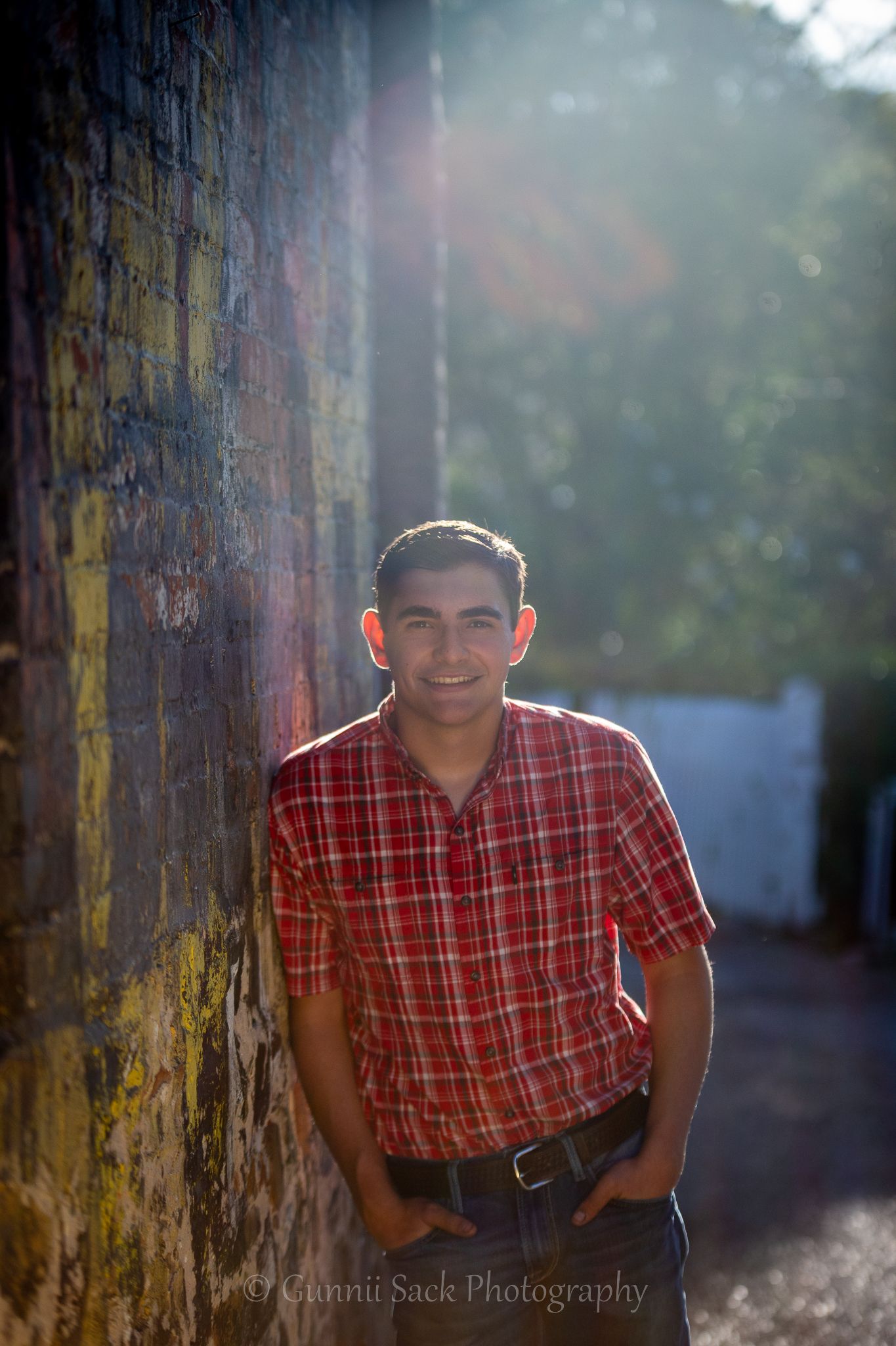 gunnii sack photography, sutter creek ca, class of 2022, senior session, outdoor shoot, small town
