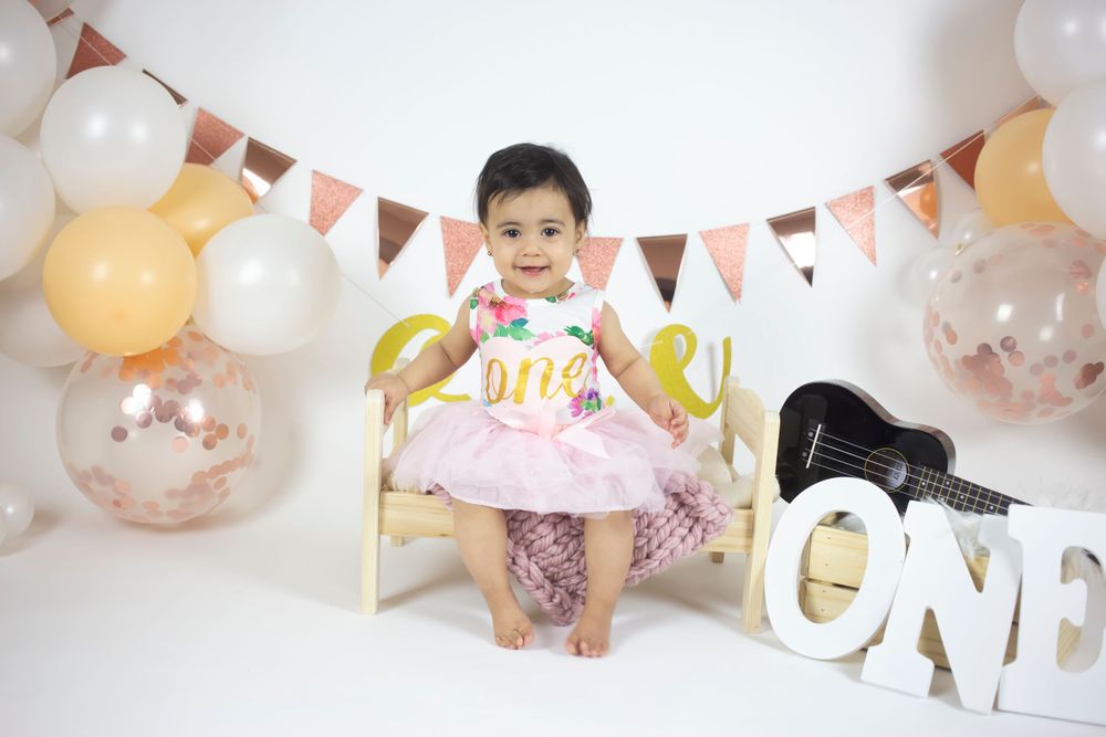 baby girl 1st birthday shoot