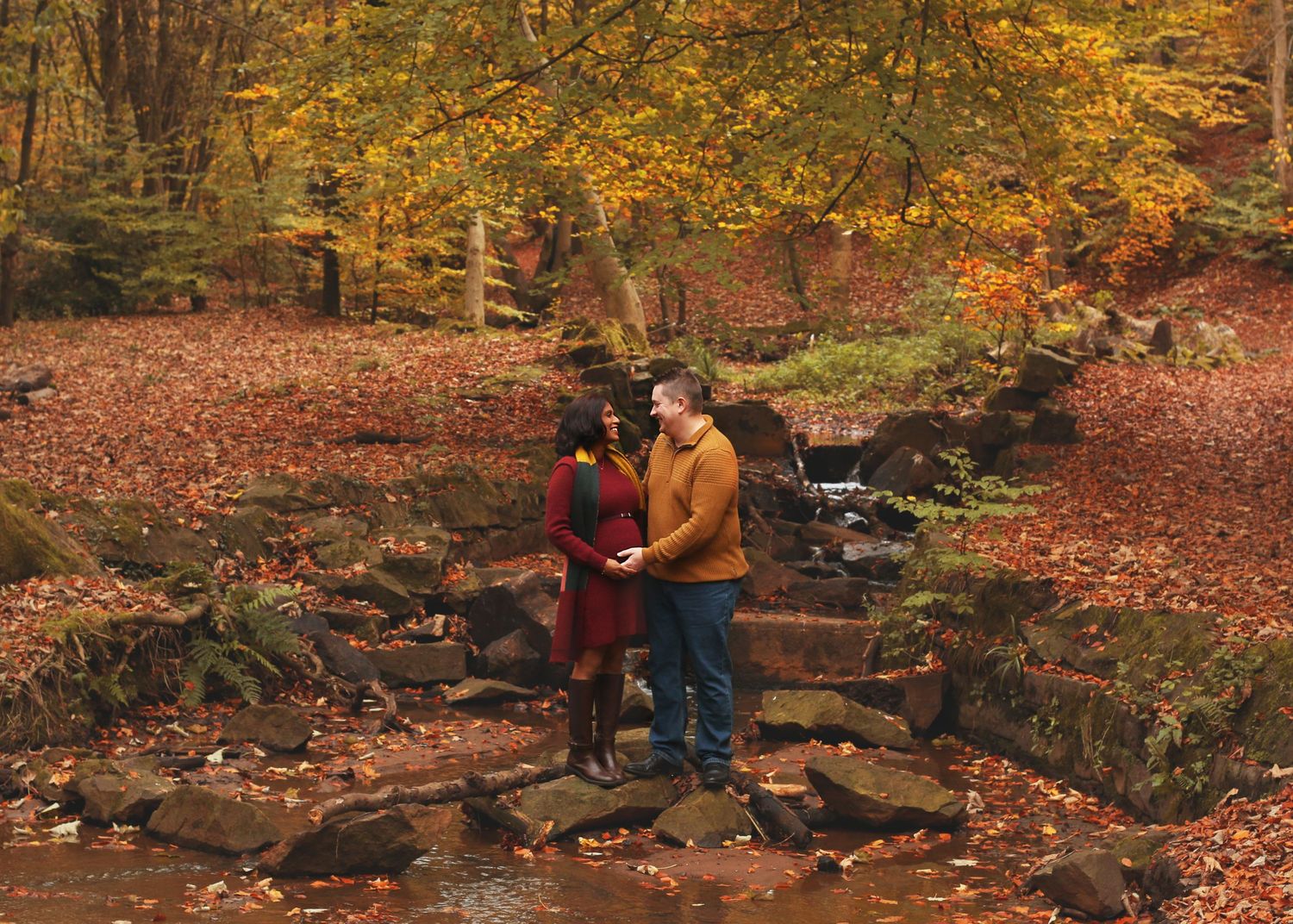 Maternity Session Outdoor Autumn. Newborn Photographer Tameside