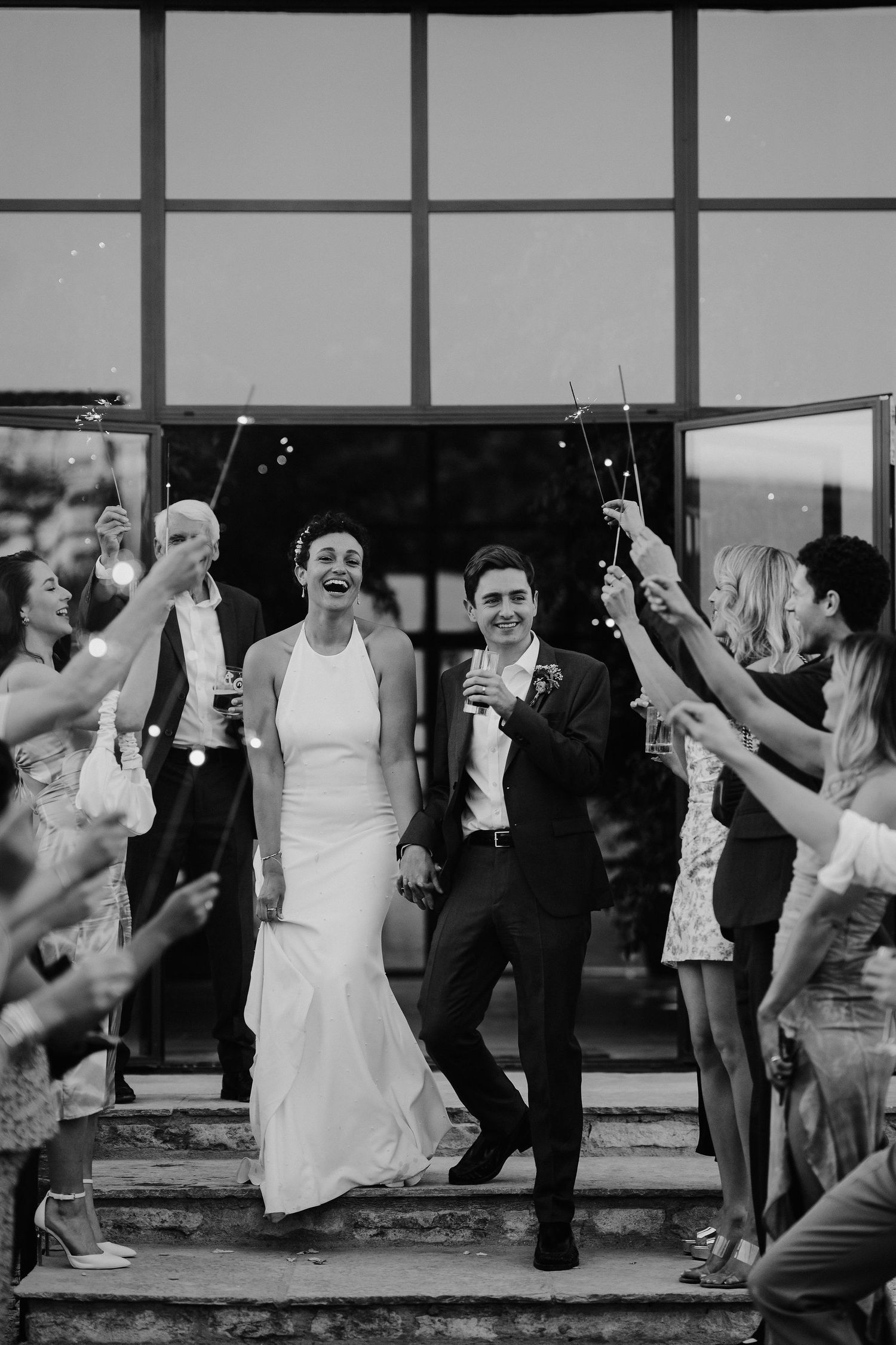 bride-and-groom-sparklers-old-gore-yardspace-events-wedding