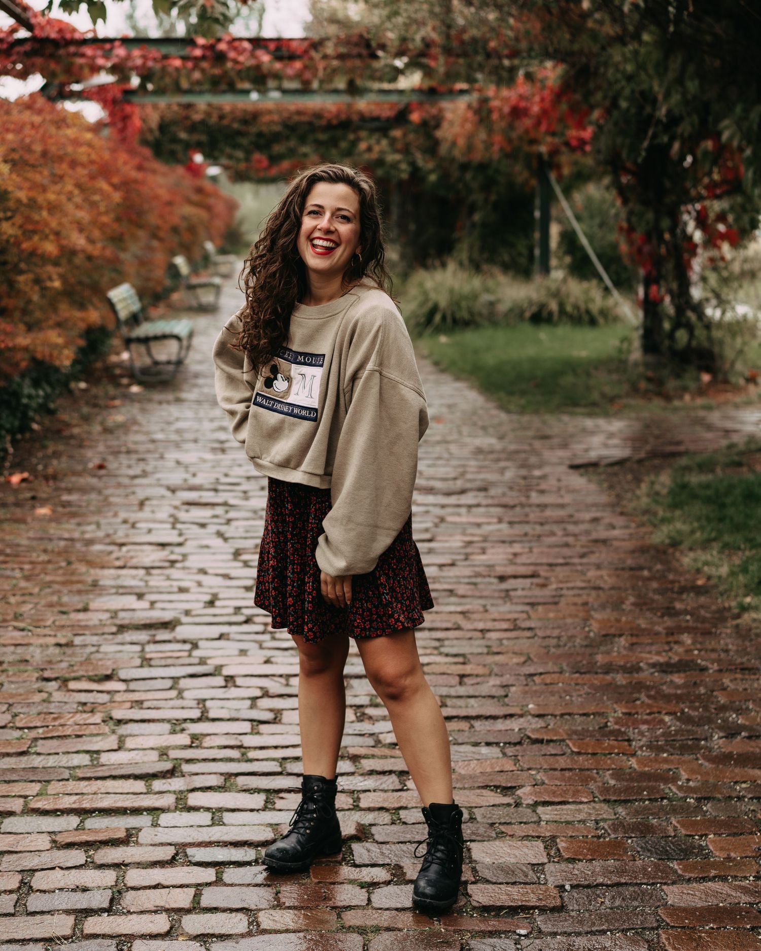 fun photo shoot during autumn in zurich with morena diaz