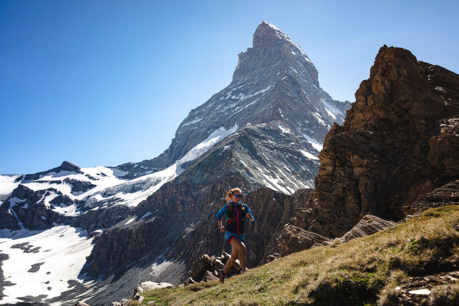 TRAIL RUNNING