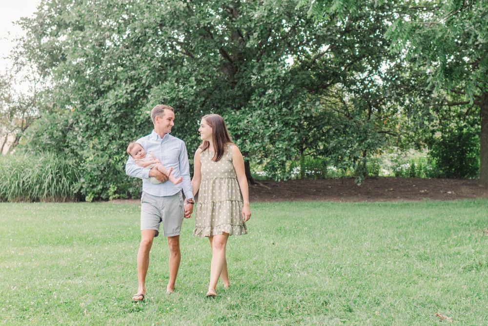 Family Portrait Session - light and airy photographer