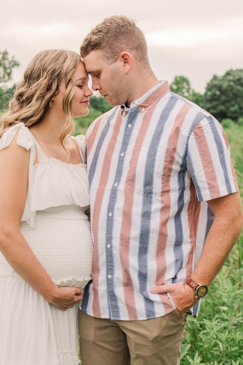 Cincinnati Maternity Photographer - loved this shot of these parents to be