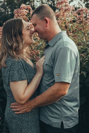 flower field wildflower couples photoshoot marcellus
