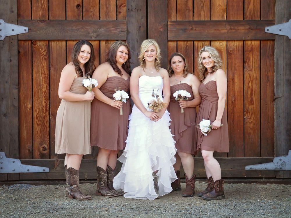 Wedding Photographer Photography Pictures Coverage. Medford, Oregon. Rogue Valley, Oregon