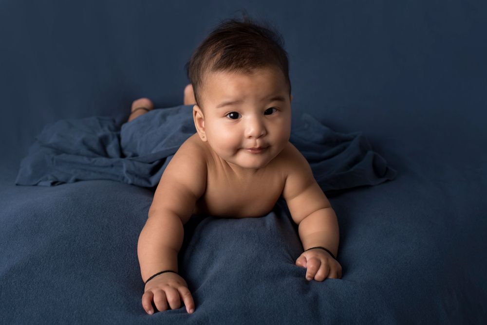 Melbourne Maternity, Newborn, Baby, Cake smash and family photographer located in South Morang Melbourne.
Baby Snapz is run by Melina Barlow