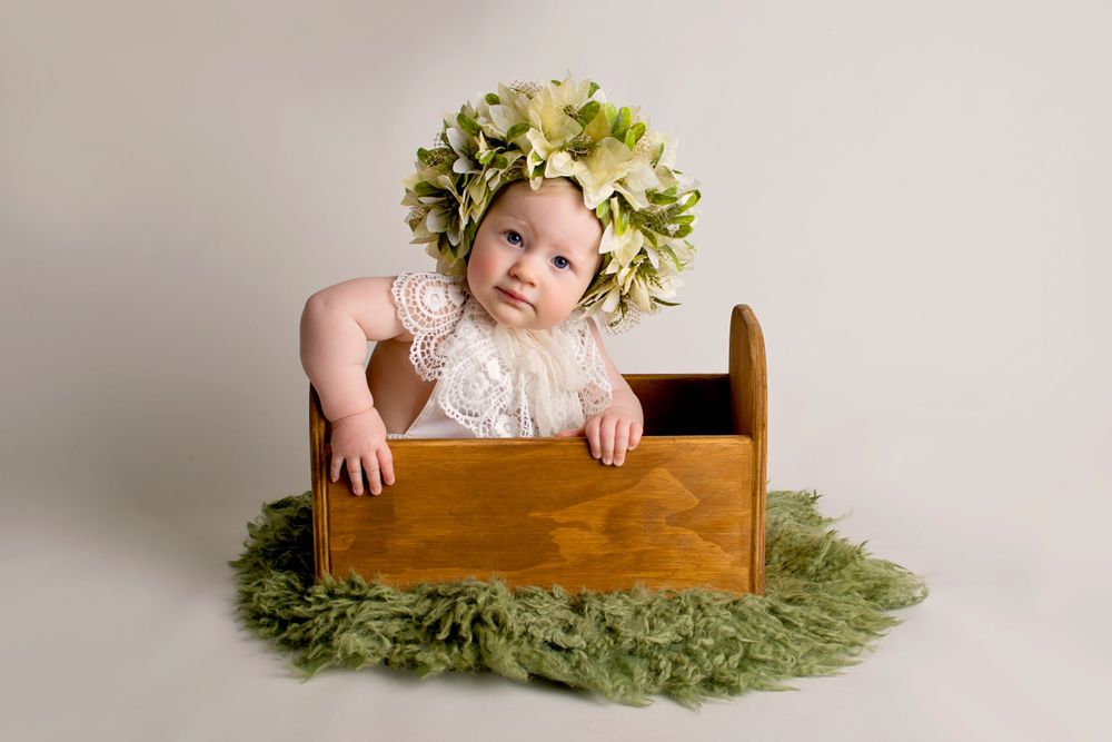 Melbourne Maternity, Newborn, Baby, Cake smash and family photographer located in South Morang Melbourne.
Baby Snapz is run by Melina Barlow