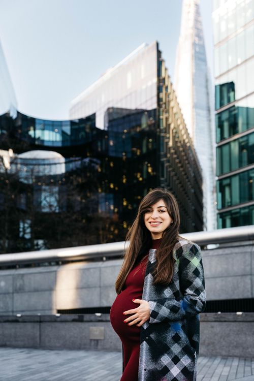 Pregnancy photoshoot by Tower Bridge East London maternity