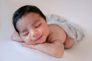 pittsburgh newborn photographer, in home session, posed newborn, Pittsburgh newborn photography