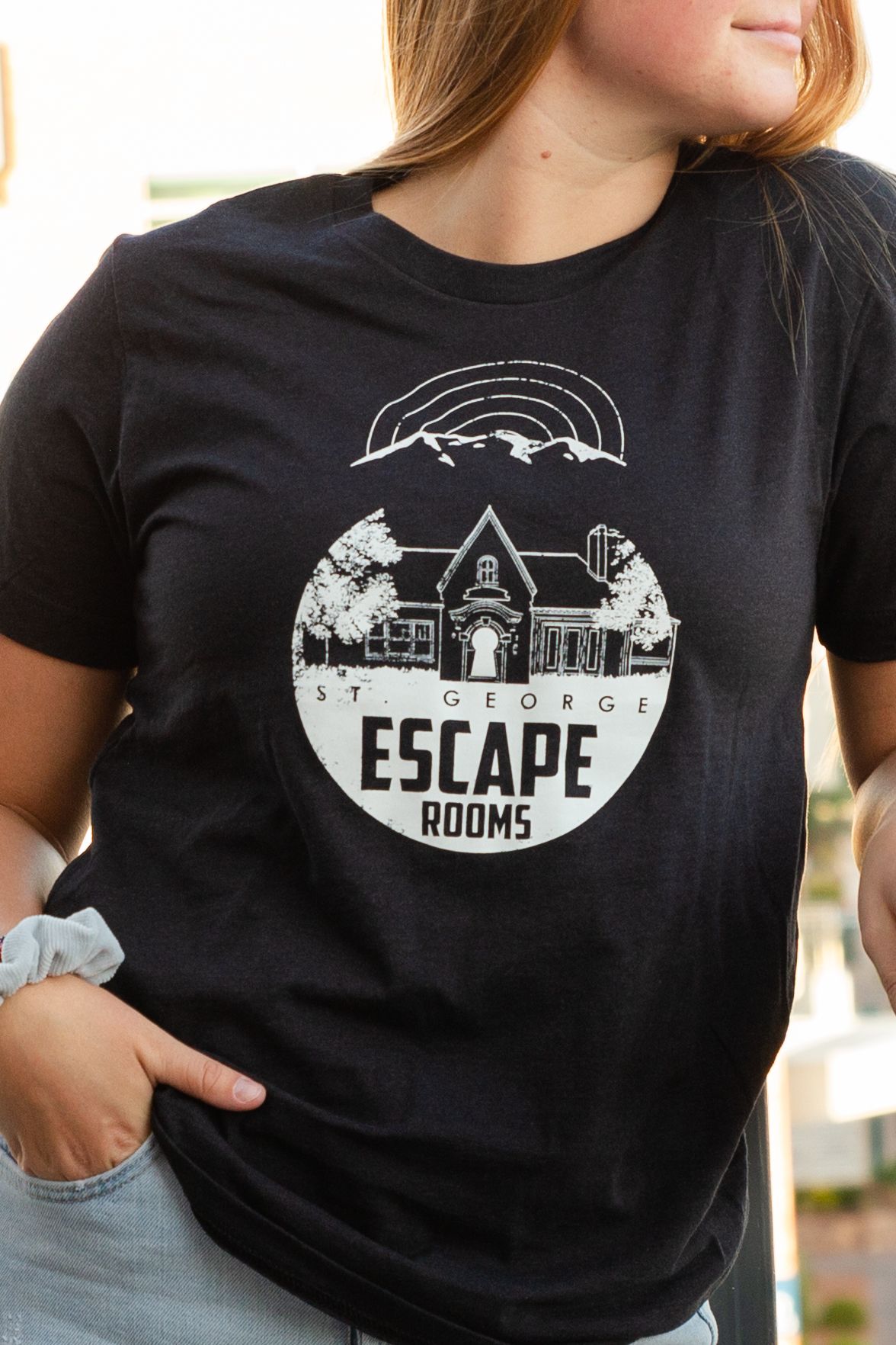woman wearing a t-shirt