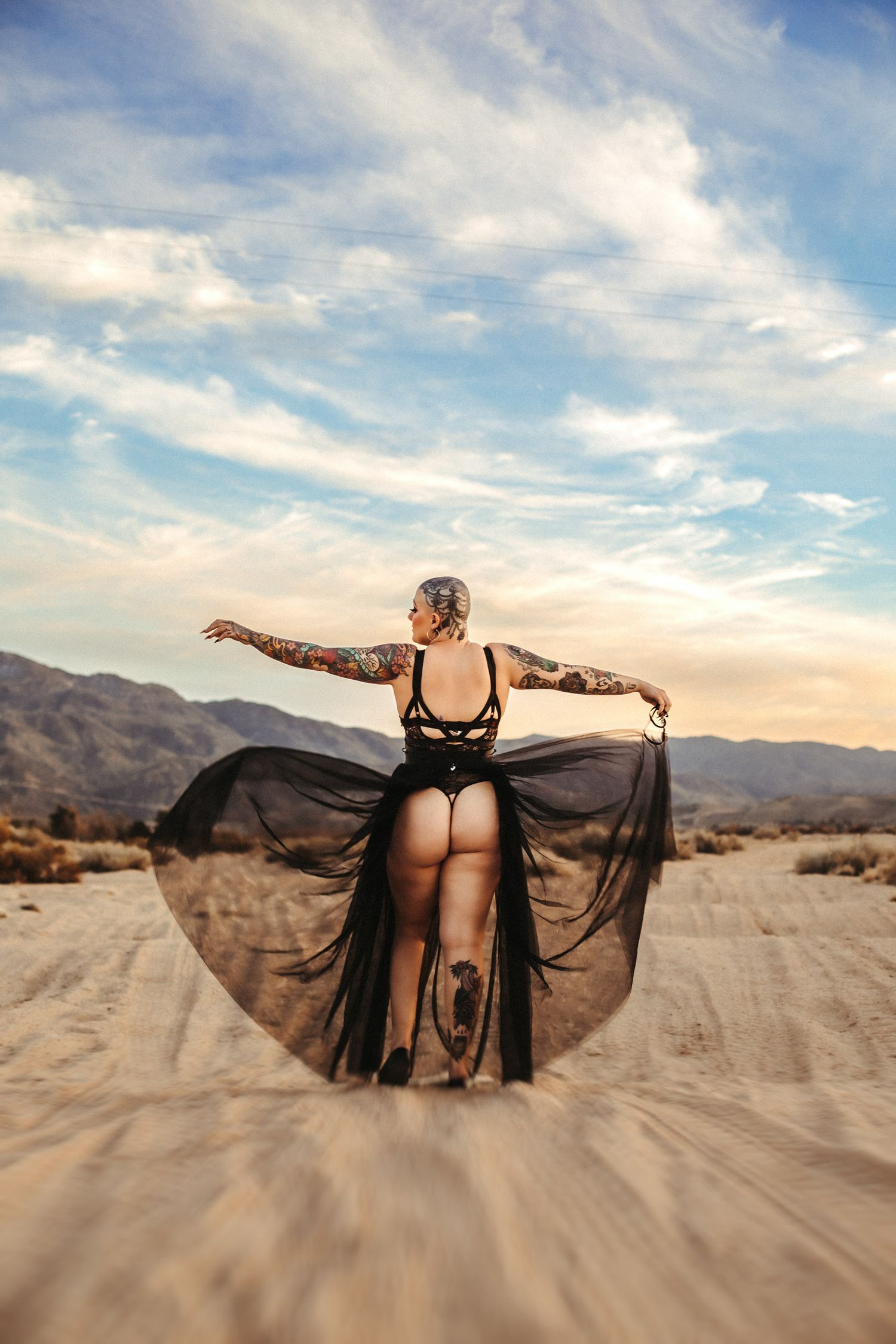 Southern California high desert boudoir outdoor sessions photographer