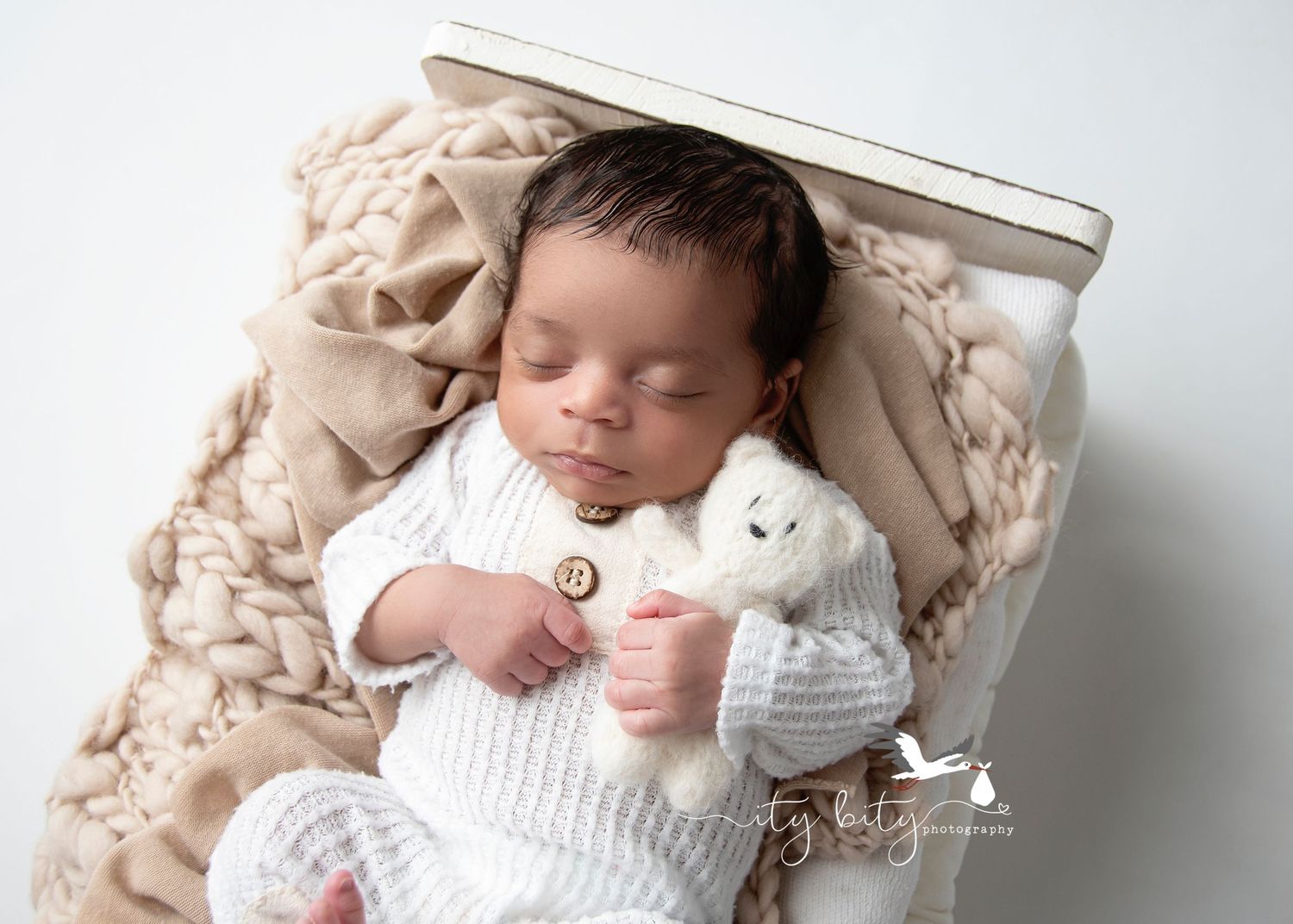 Cleveland Newborn Baby Photographer Jose Ramirez