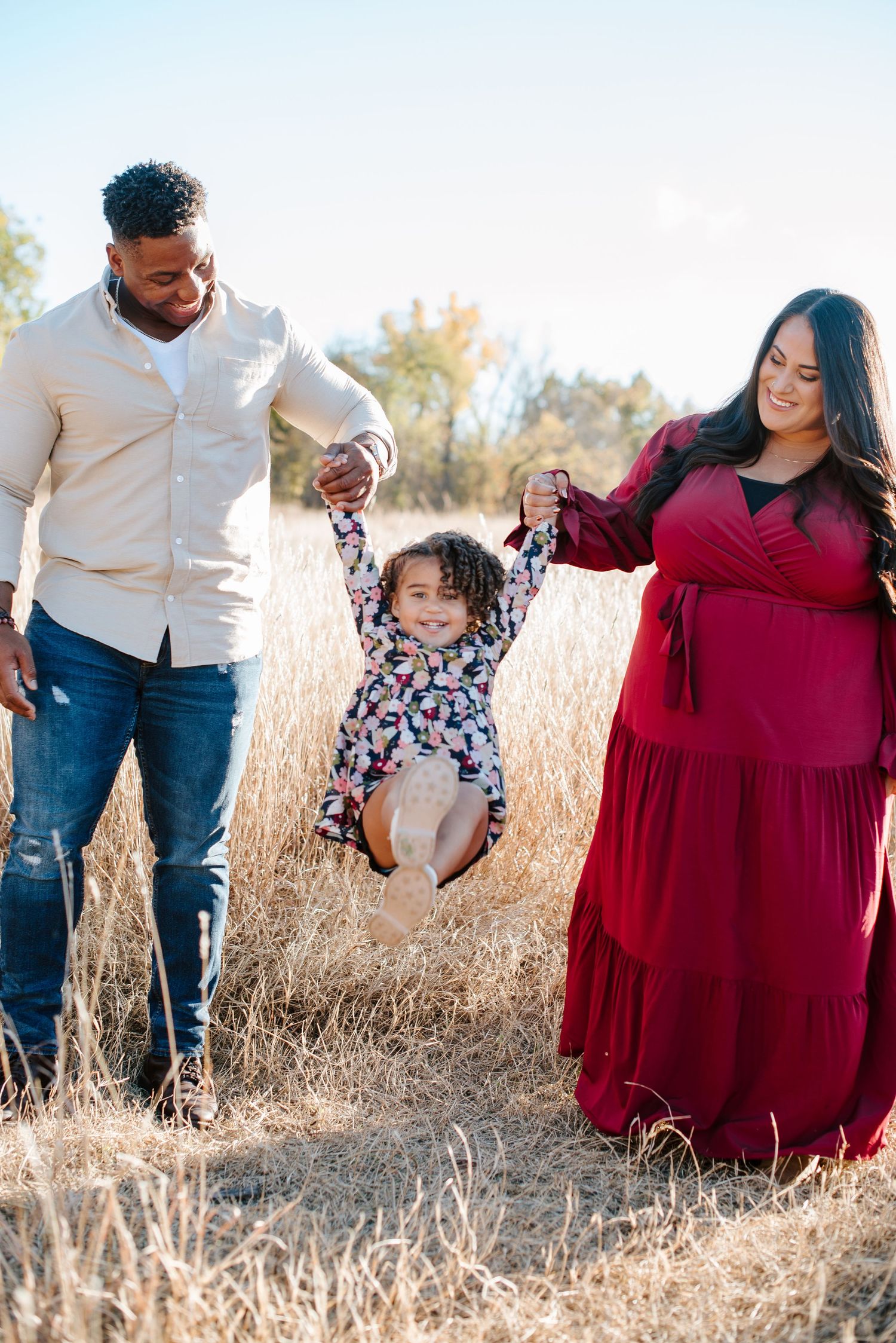 Wichita Kansas family photographer - family pictures with toddler at Martin Nature Park in Oklahoma City