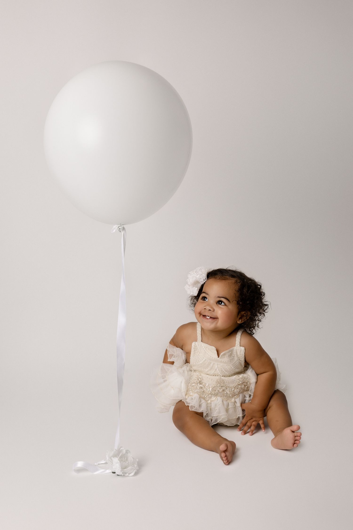 baby portraits in miami, south florida baby photographer, baby photographer Boyton Beach, Surfside cake smash photos, Delray Beach portraits