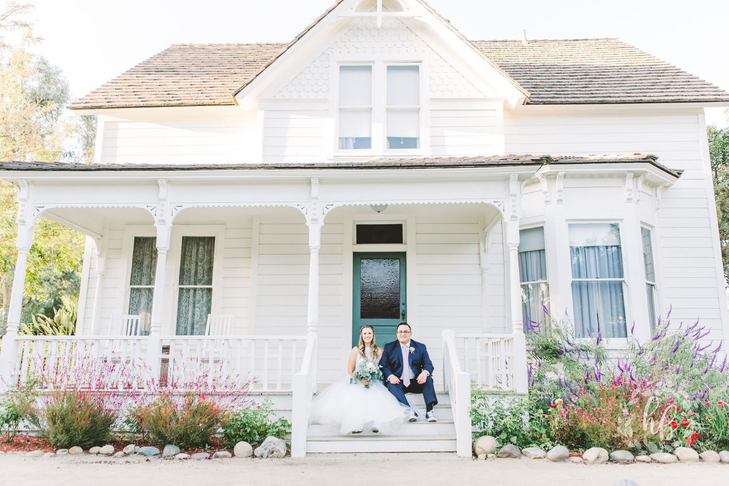 strathearn historical park wedding barn wedding photos wedding photographer