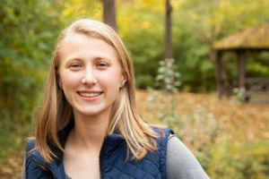 Best Senior photographer Toledo, Maumee, Whitehouse, Waterville, NWO