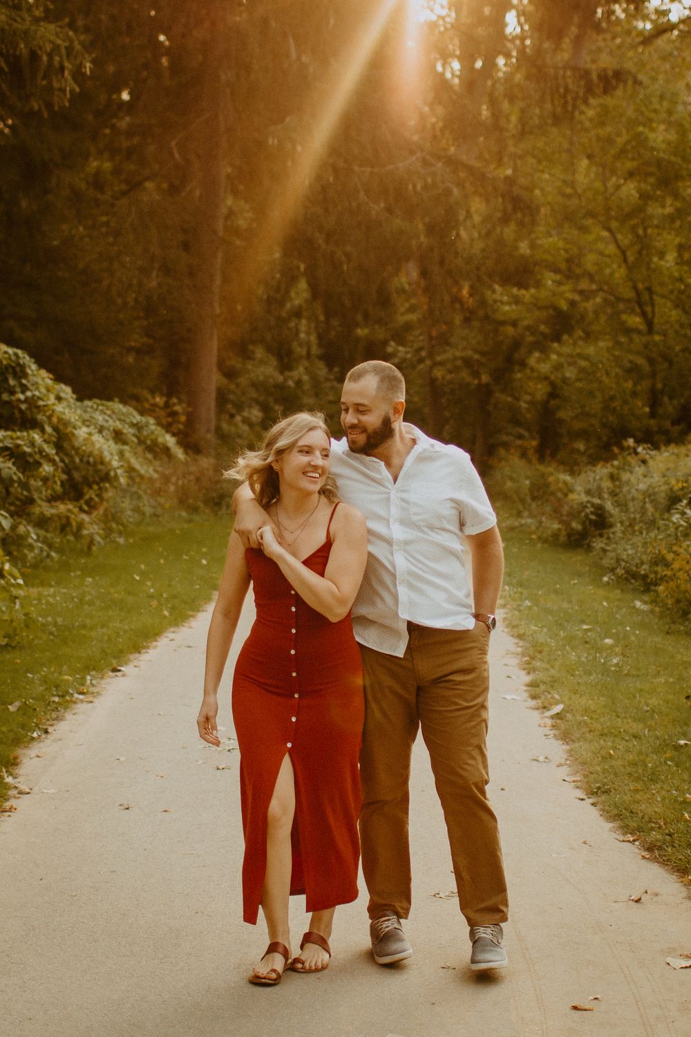 Cleveland Ohio Edgewater Park Engagement Photographer