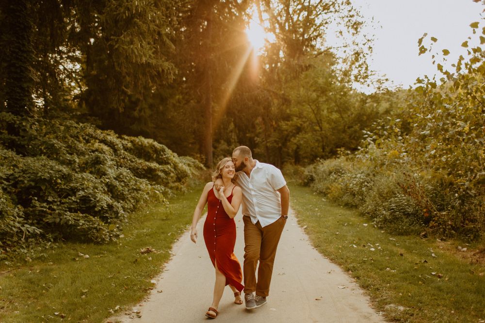 Cleveland Ohio Edgewater Park Engagement Photographer