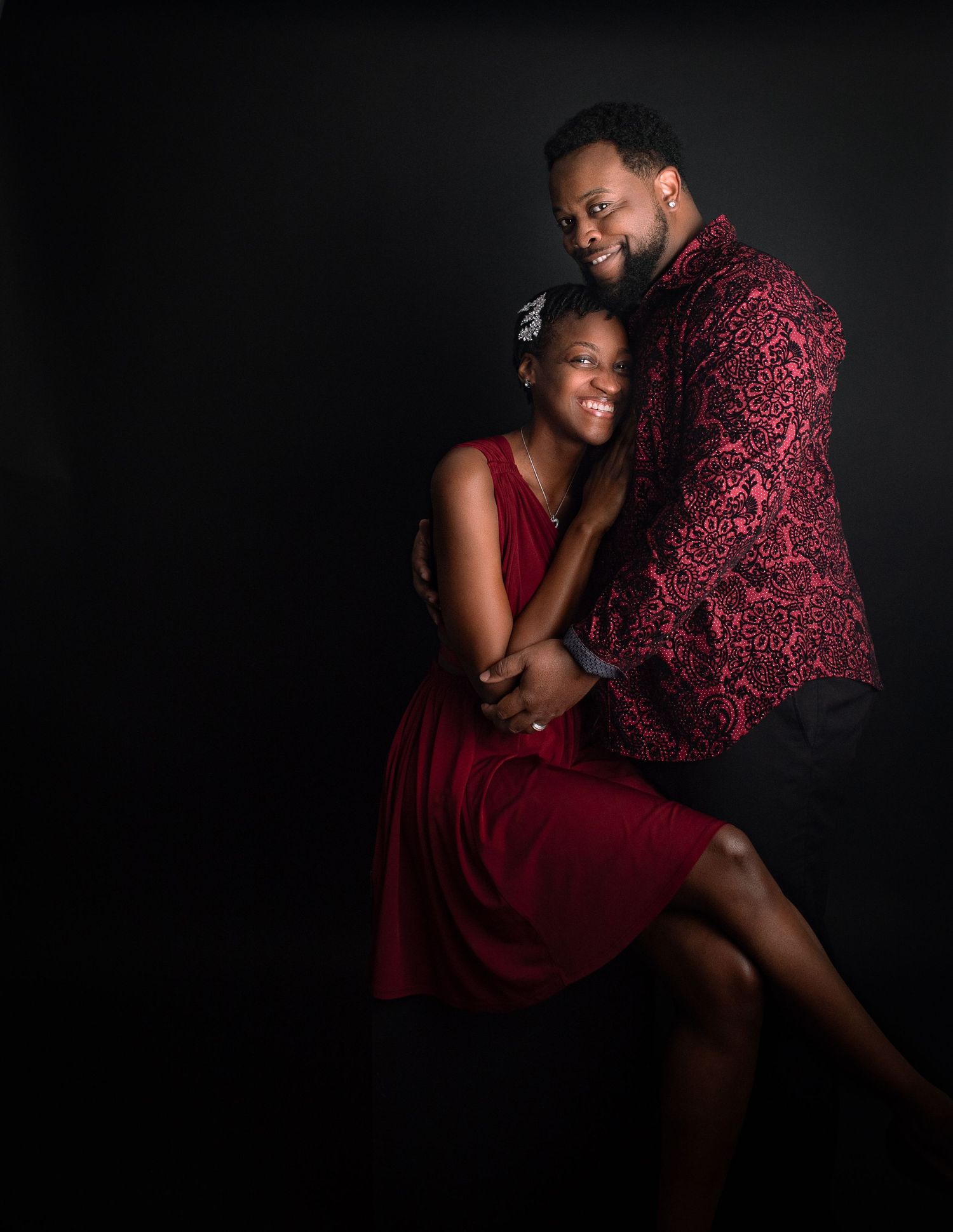 Oshi Medlin Photography | Nashville TN Maternity newborn Portrait Photography | Studio Couple