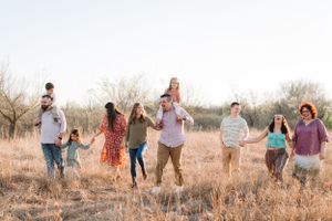 Great plains nature center extended family photos by Jessica Nadine Photography