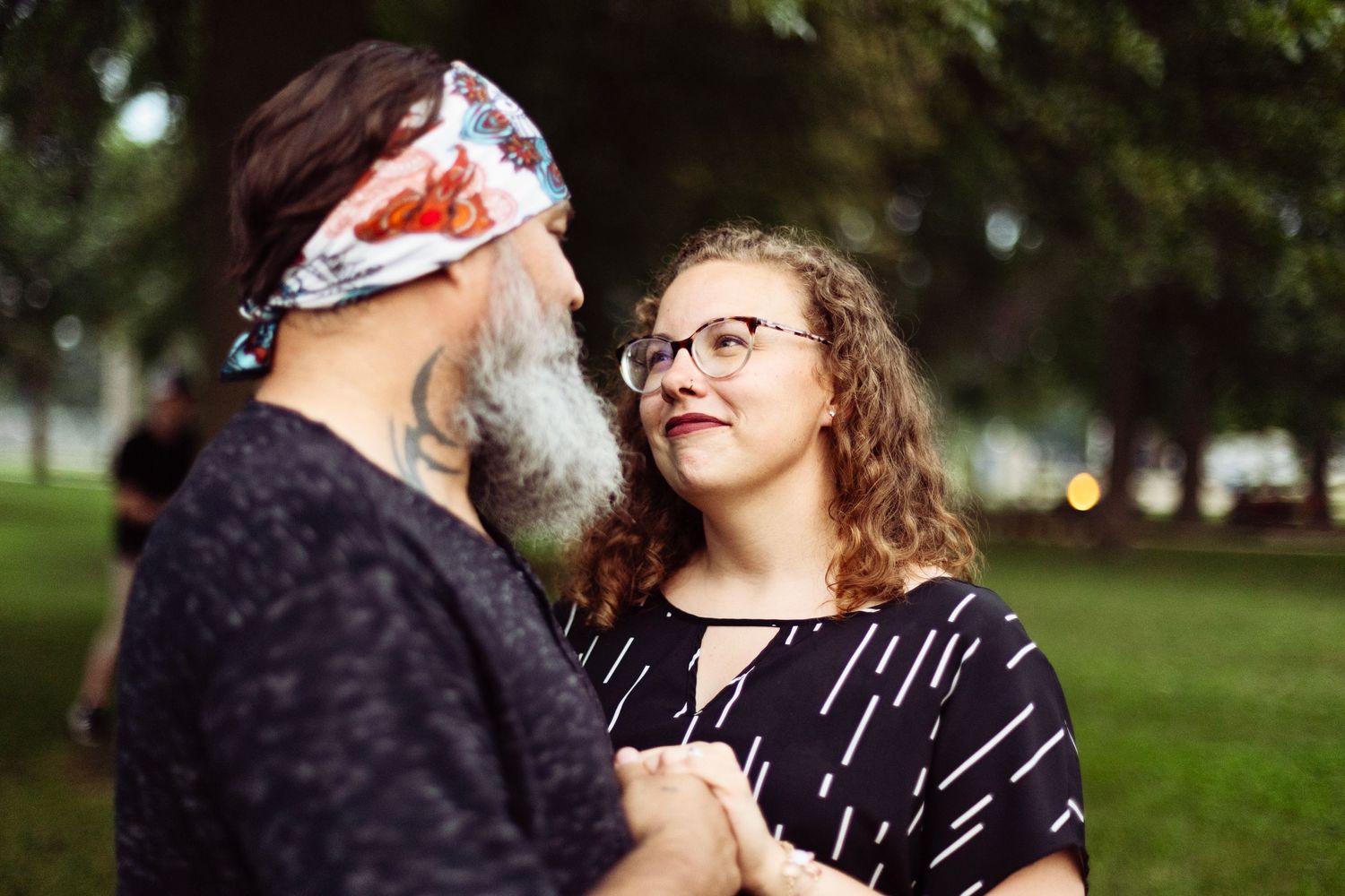 couple engagement wedding photographer photography