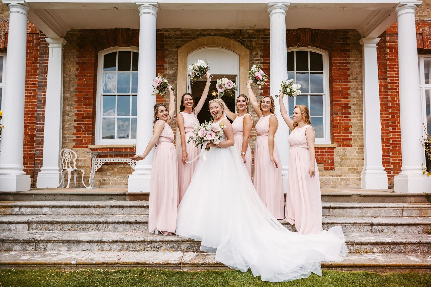 Ardington House a beautiful, quintessential English Georgian Grade II listed stately home with bride and bridesmaids Vicky Lewis