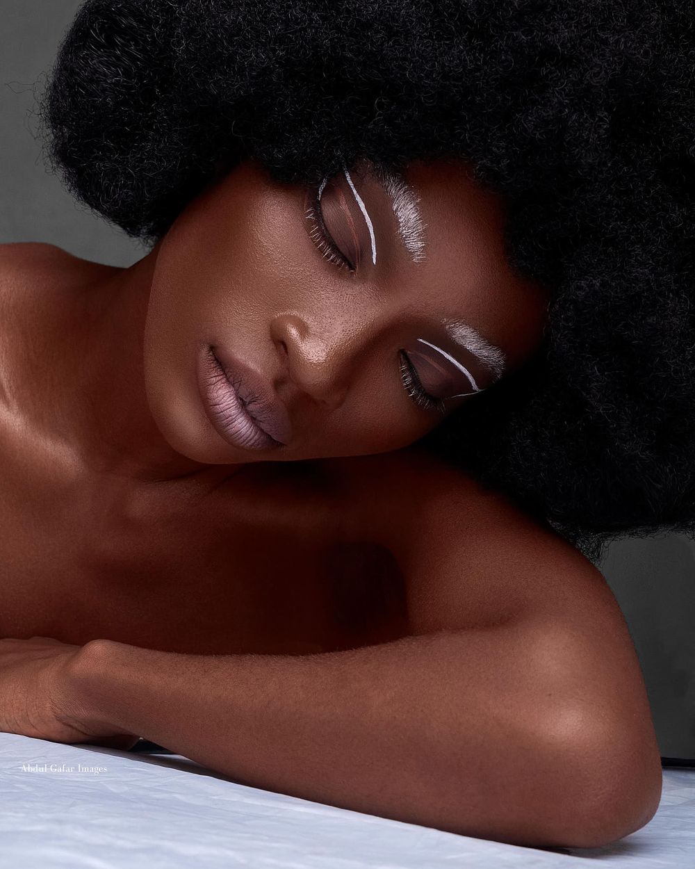 afro beauty model