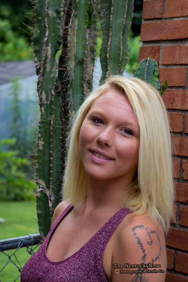 Portraits -Model -Taylor Mitchell-https://www.facebook.com/TheKentuckyRose/