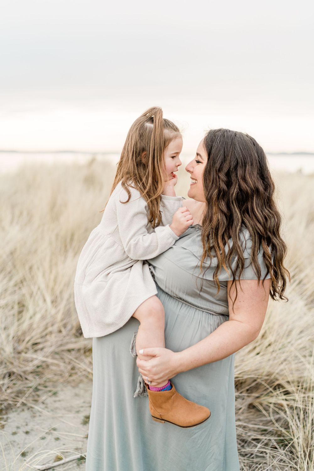 mother and daughter maternity photo whatcom county skagit county photographer
