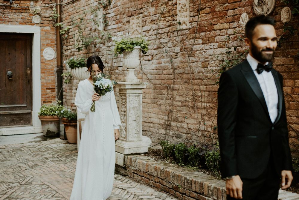 Venice, Italy Elopement in Cima Rosa B&B - Photos by Johanna Patton Photography