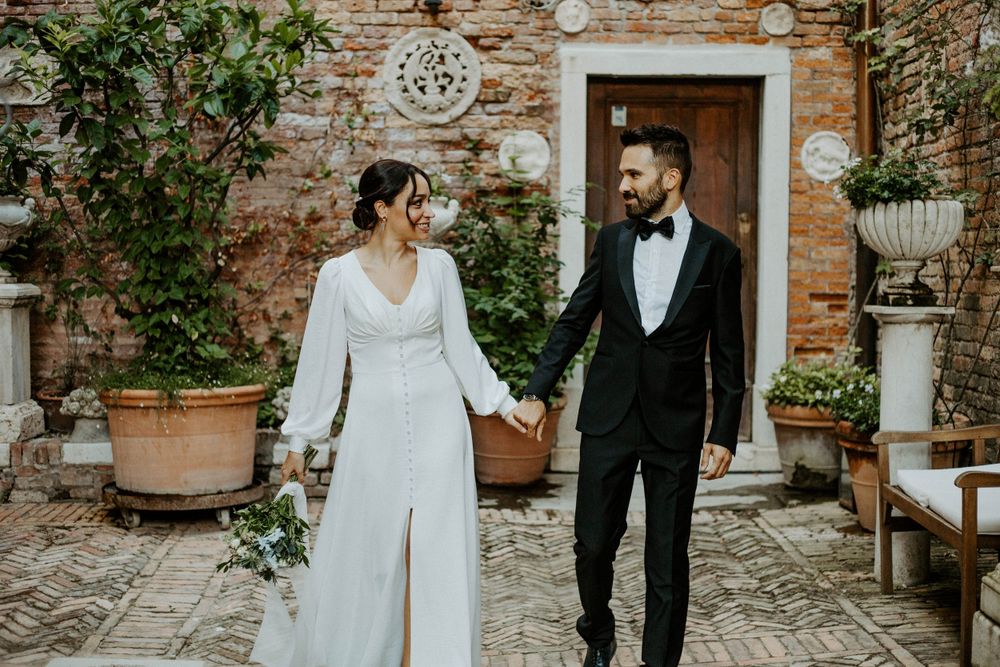 Venice, Italy Elopement in Cima Rosa B&B - Photos by Johanna Patton Photography