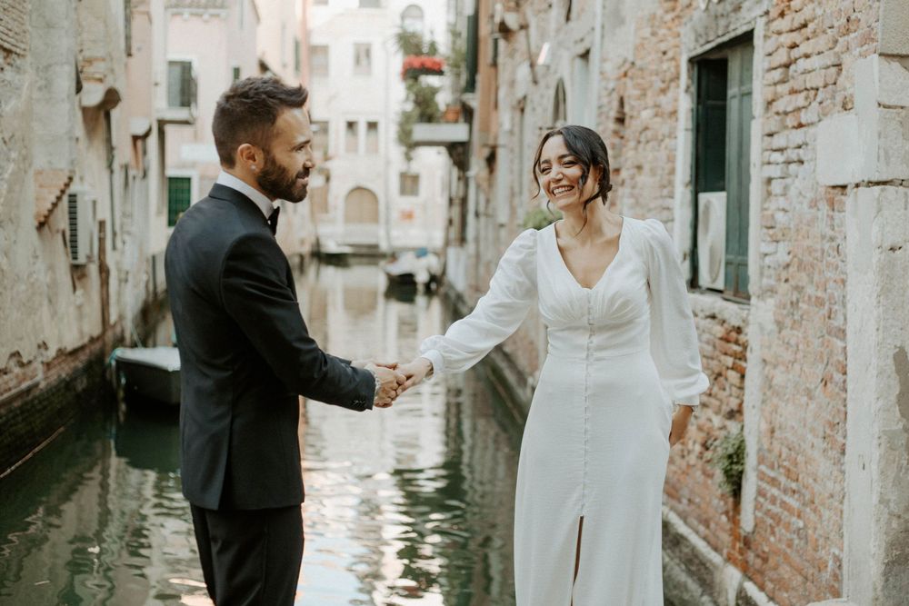 Venice, Italy Elopement Photographer - Romantic Venice, Italy Destination Wedding by Johanna Patton Photography