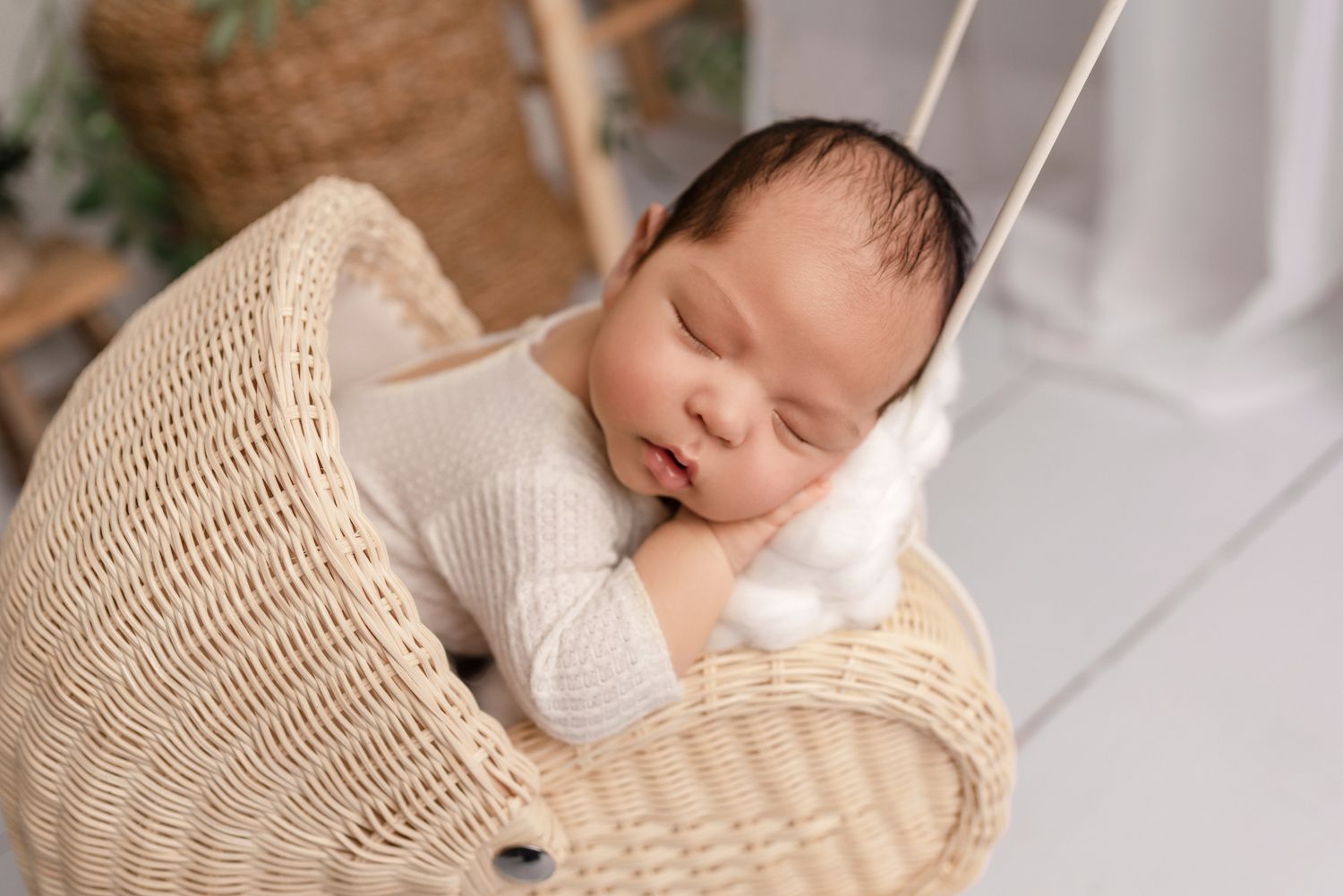 southern florida newborn photos, miami portrait photographer, professional photographer near me