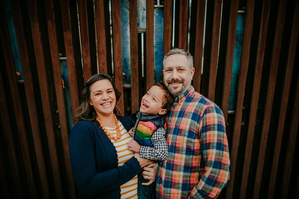 family portrait downtown portland oregon family photography
