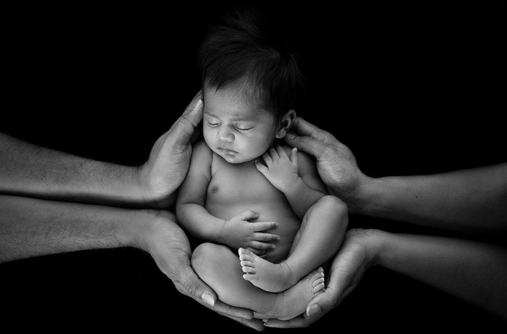 Timeless black and white newborn portrait by 12-year specialist Gold Coast.