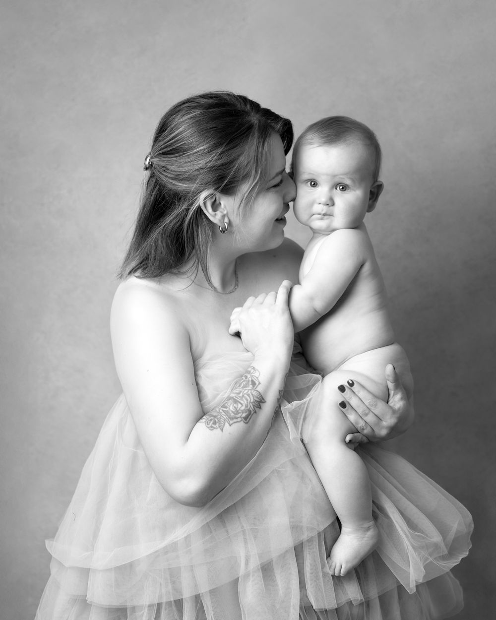 Mummy and me photoshoot, maternity photographer, Northampton. www.elenabrownportraits.co.uk