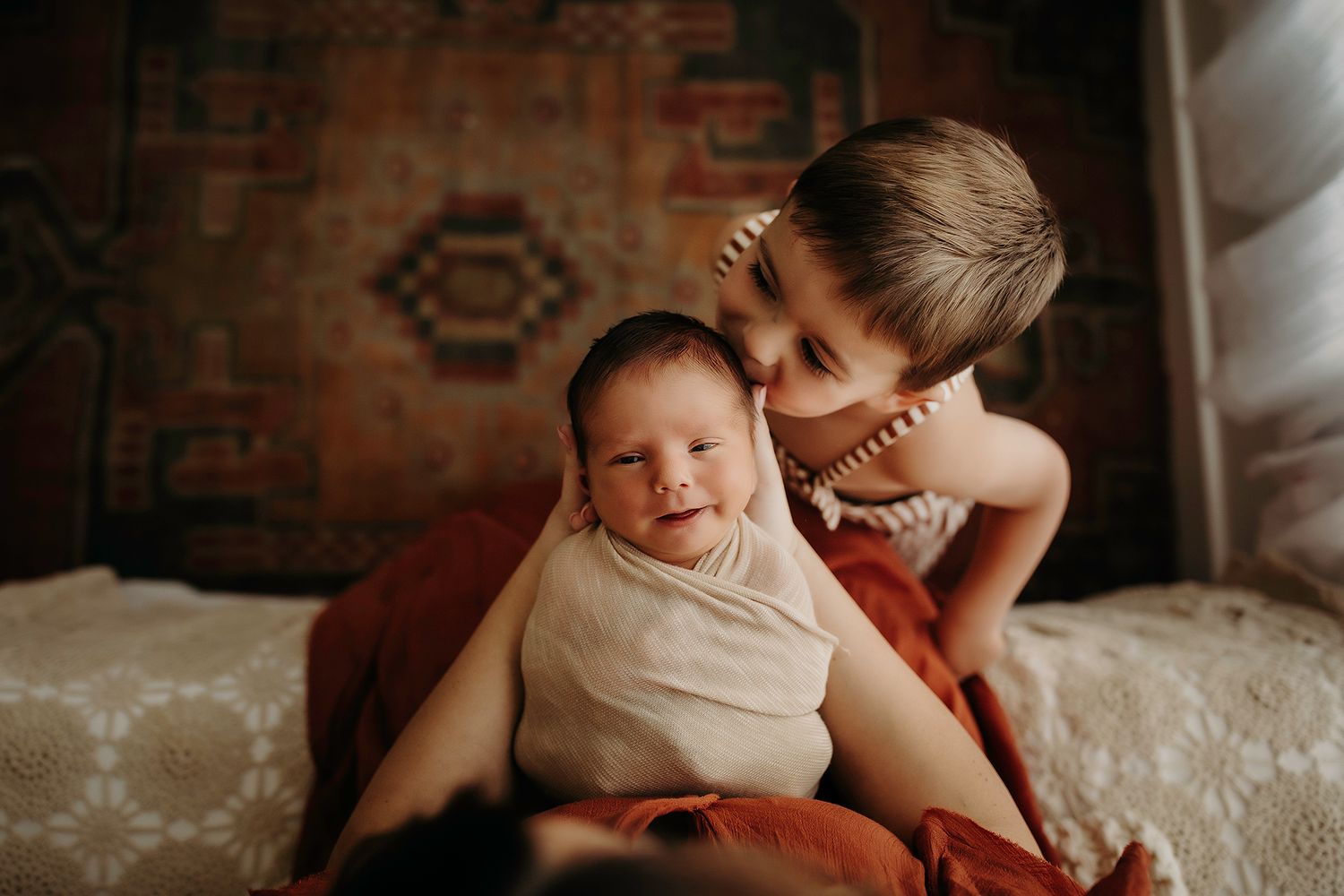 Indoor lifestyle boho and earthy newborn session in Columbia, Missouri